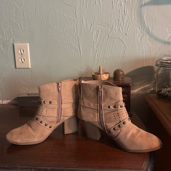 Express Tan Studded Double Buckle Ankle Booties size 7 - Picture 7 of 11
